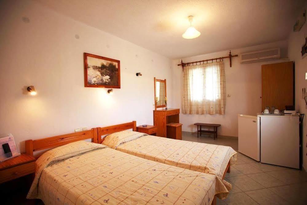 Alexandros Rooms & Studios Skopelos Dış mekan fotoğraf