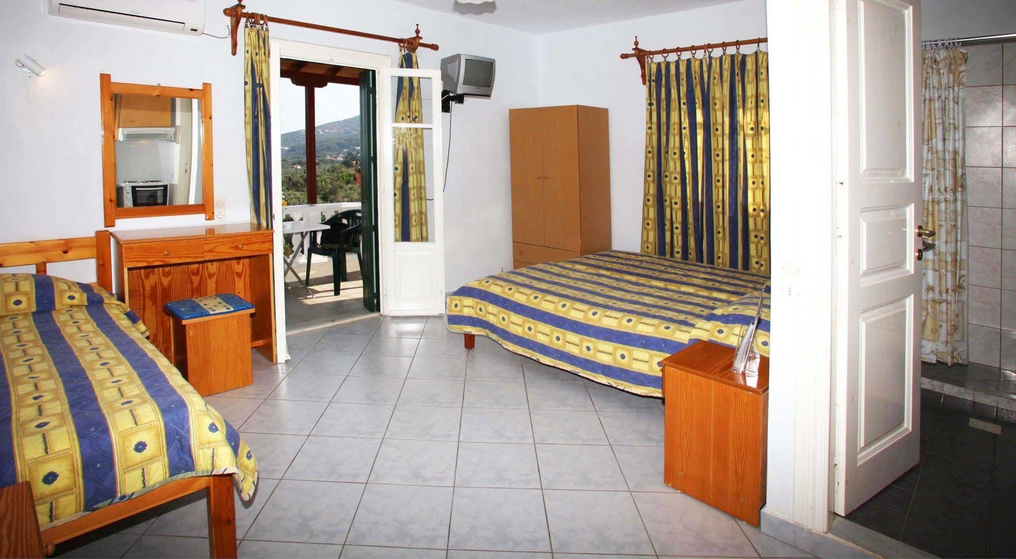 Alexandros Rooms & Studios Skopelos Dış mekan fotoğraf